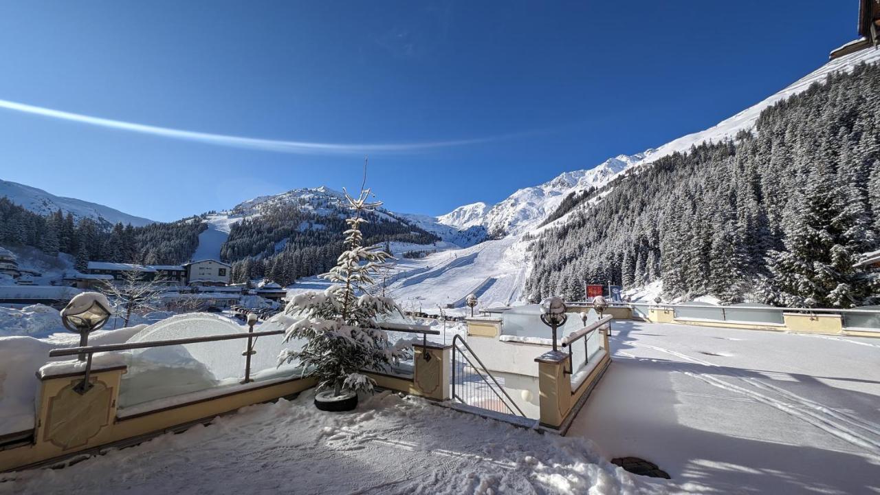 Hotel Almhof Хохфюген Экстерьер фото